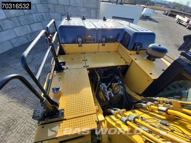 2017 Caterpillar 352F Crawler Excavator
