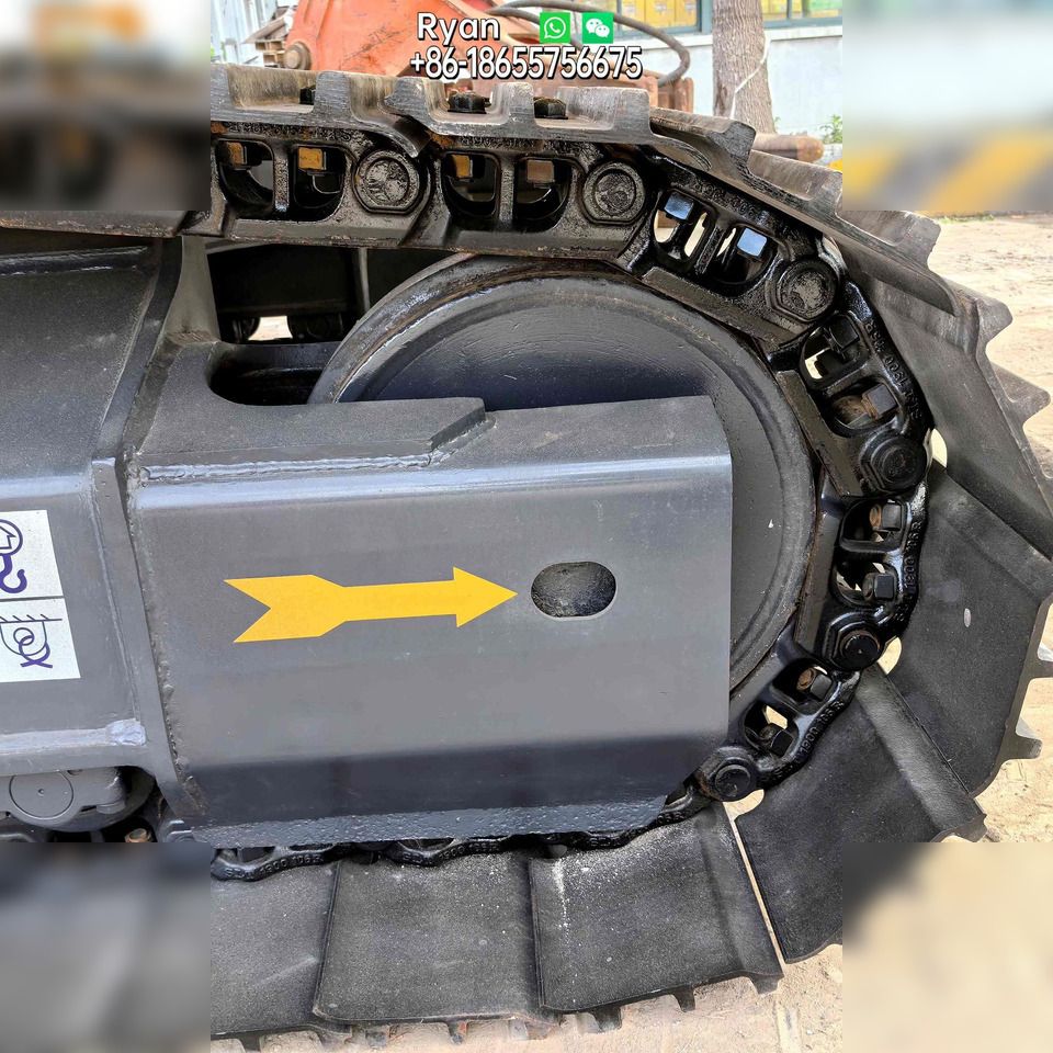 2022 Komatsu PC200-8 Crawler Excavator