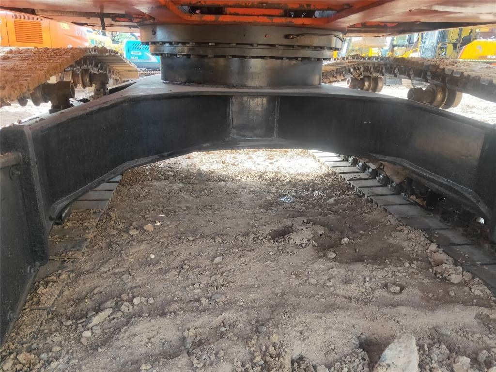 2022 Doosan DH225LC-7 Crawler Excavator