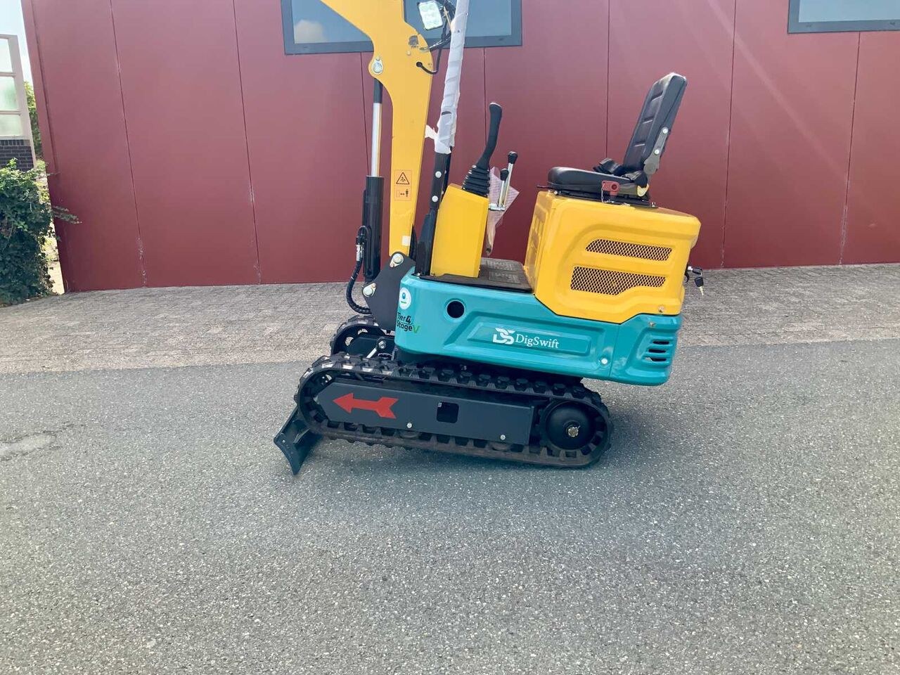 2025 Digswift DS13G Mini Excavator