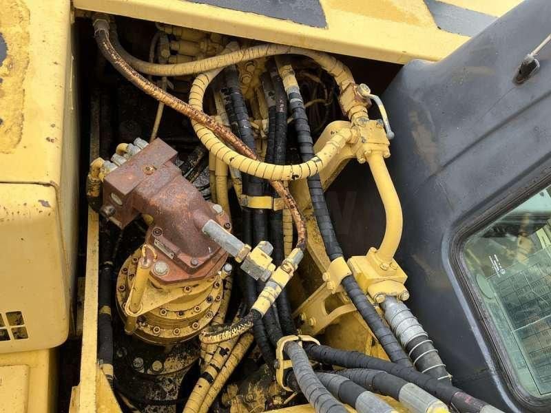 2000 Komatsu PC180LC-6K Crawler Excavator