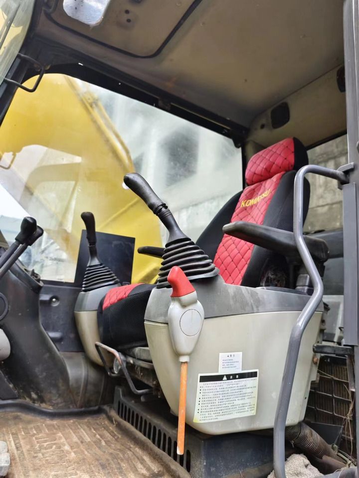 2018 Komatsu PC200-8 Crawler Excavator