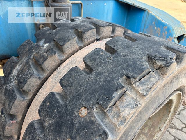 2007 Fuchs MHL320 Material Handler