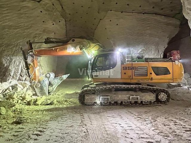 2018 Liebherr R956 HD Crawler Excavator