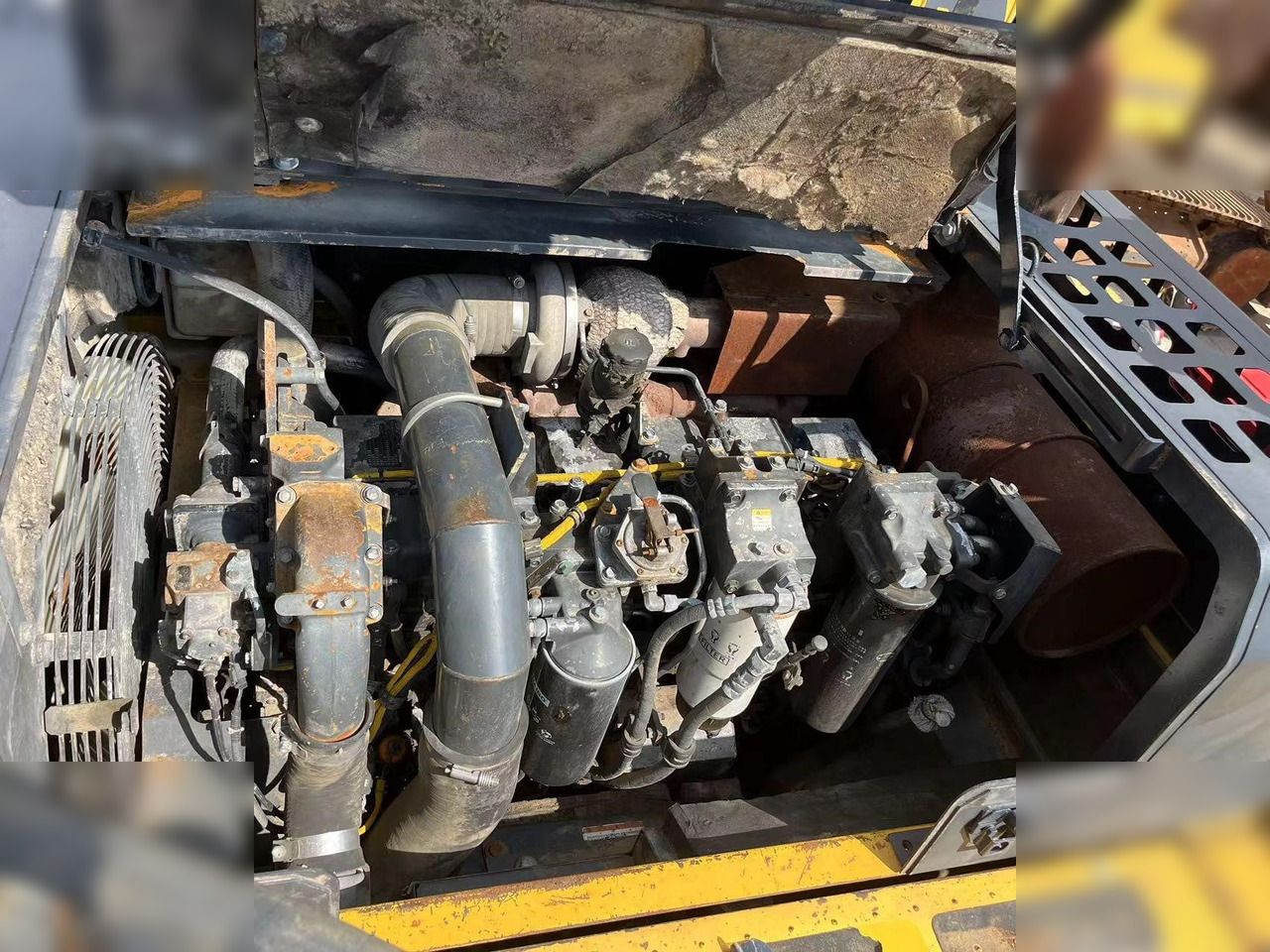 2018 Komatsu PC400-8 Crawler Excavator