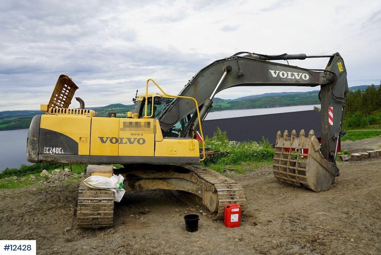 2008 Volvo EC240CL Crawler Excavator