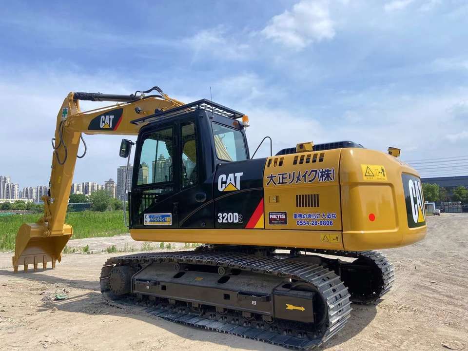 2018 Caterpillar 320D2 Crawler Excavator