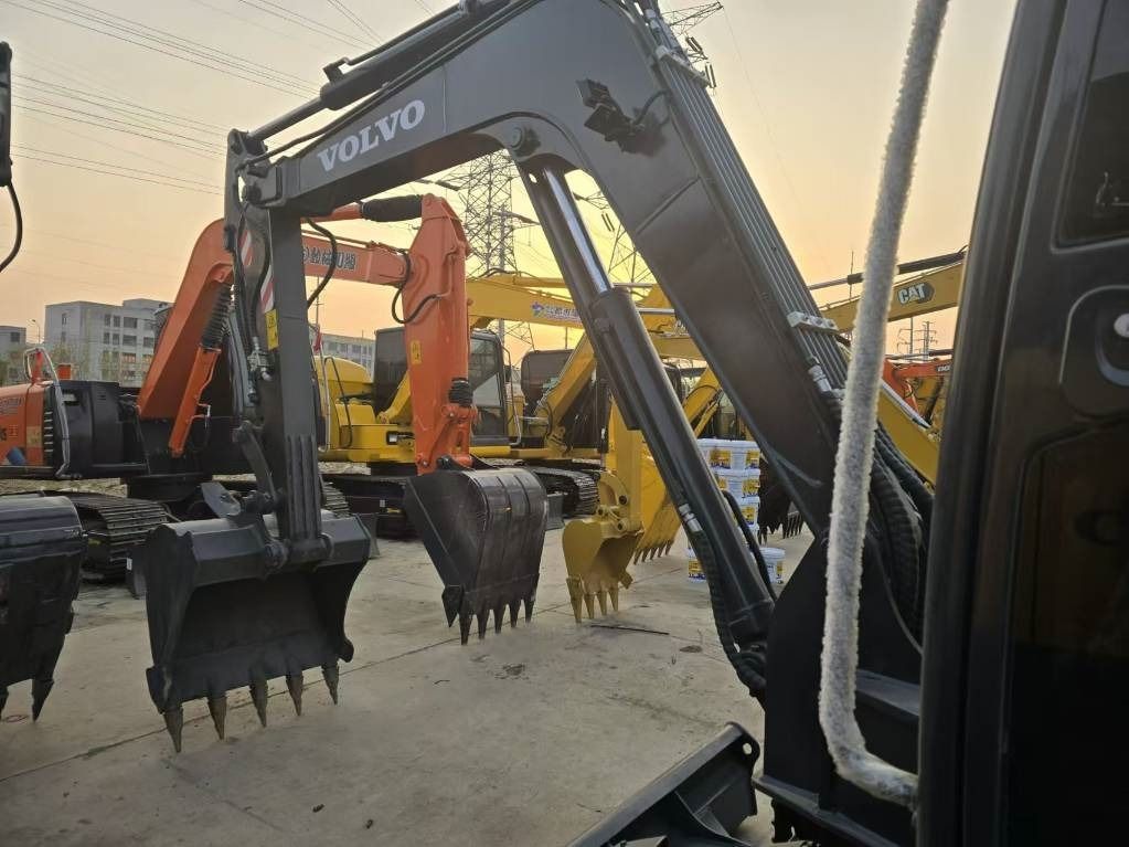 2024 Volvo EC60 Crawler Excavator