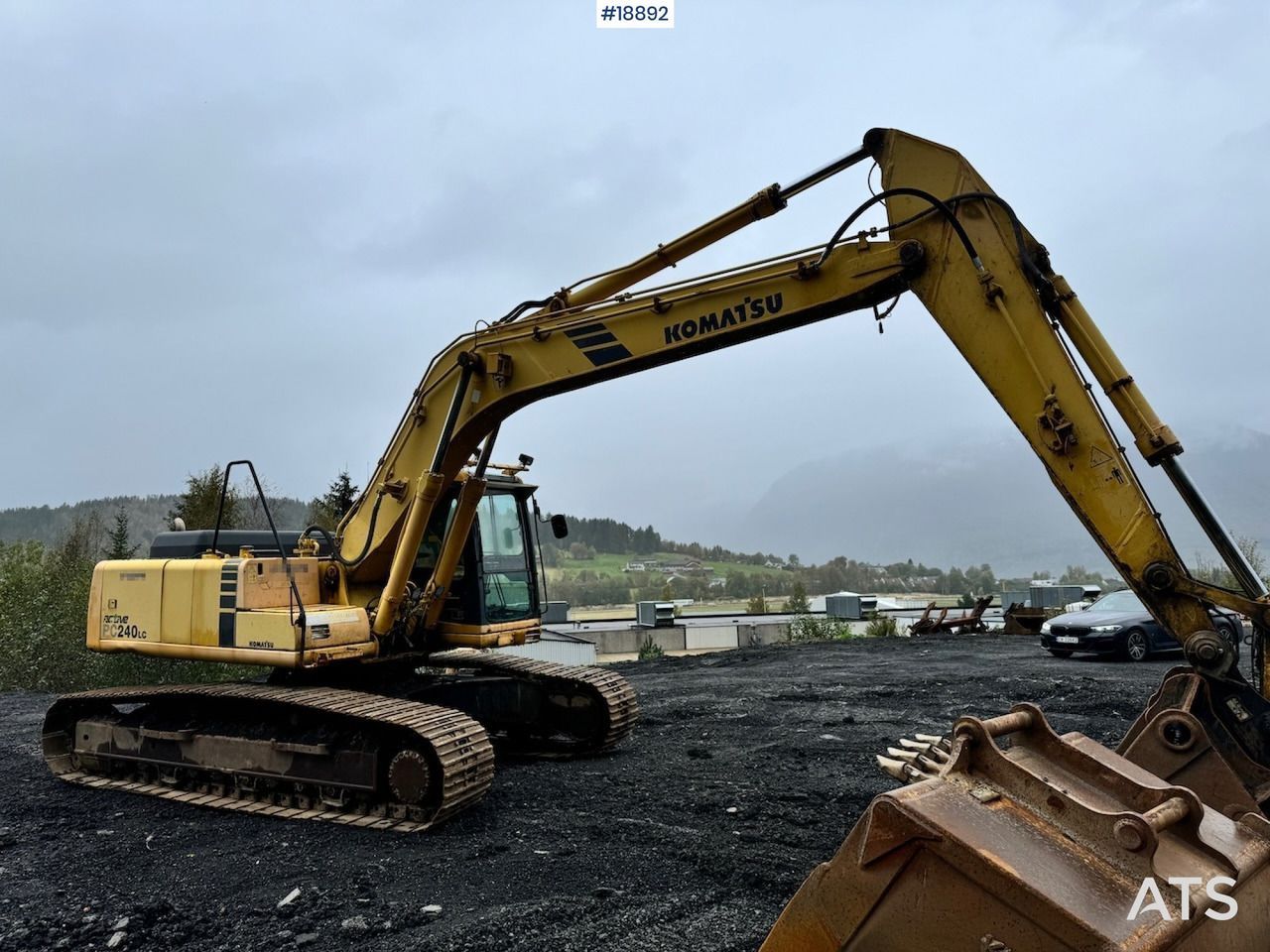2001 Komatsu PC240LC-6K Crawler Excavator