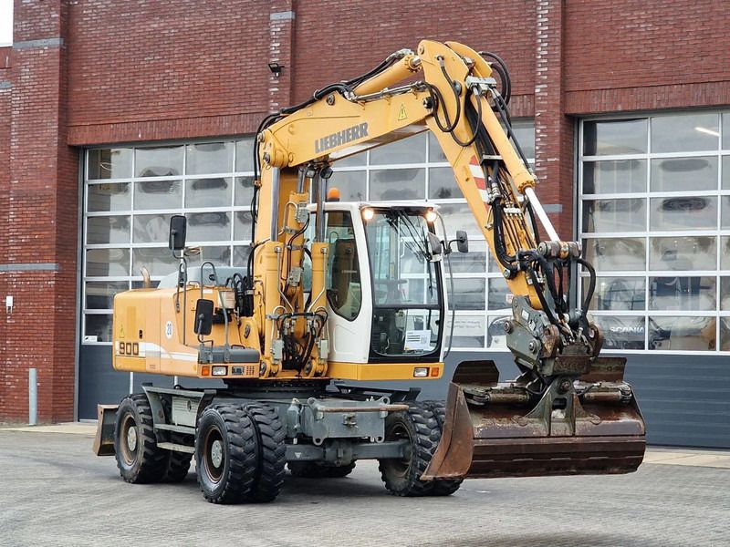 2009 Liebherr A900C Wheel Excavator