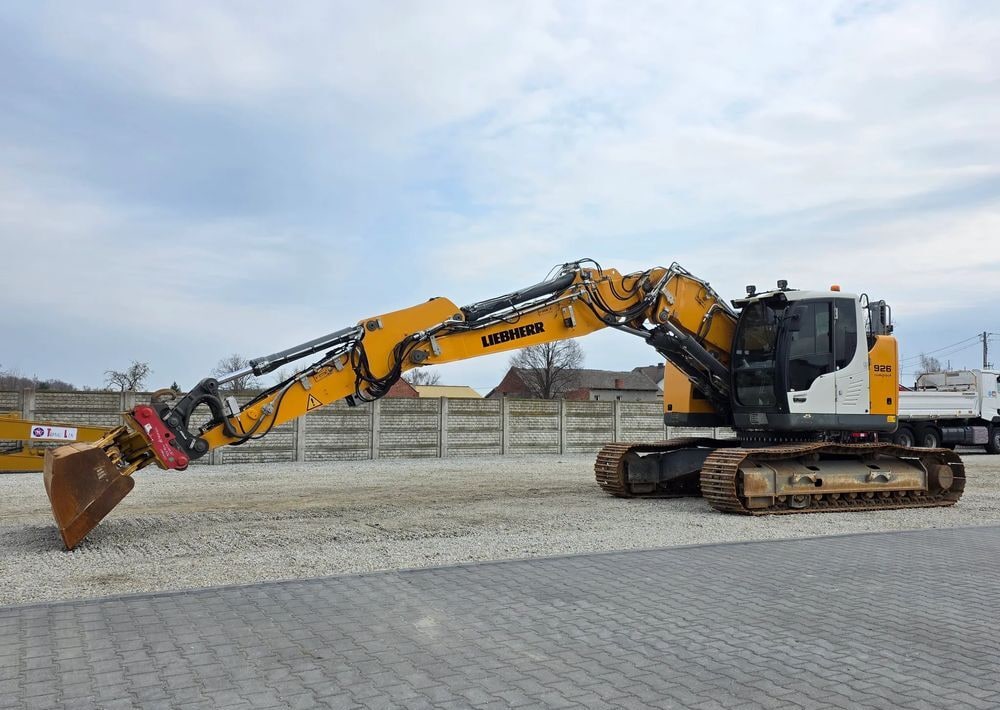 2020 Liebherr R926COMPACT Crawler Excavator