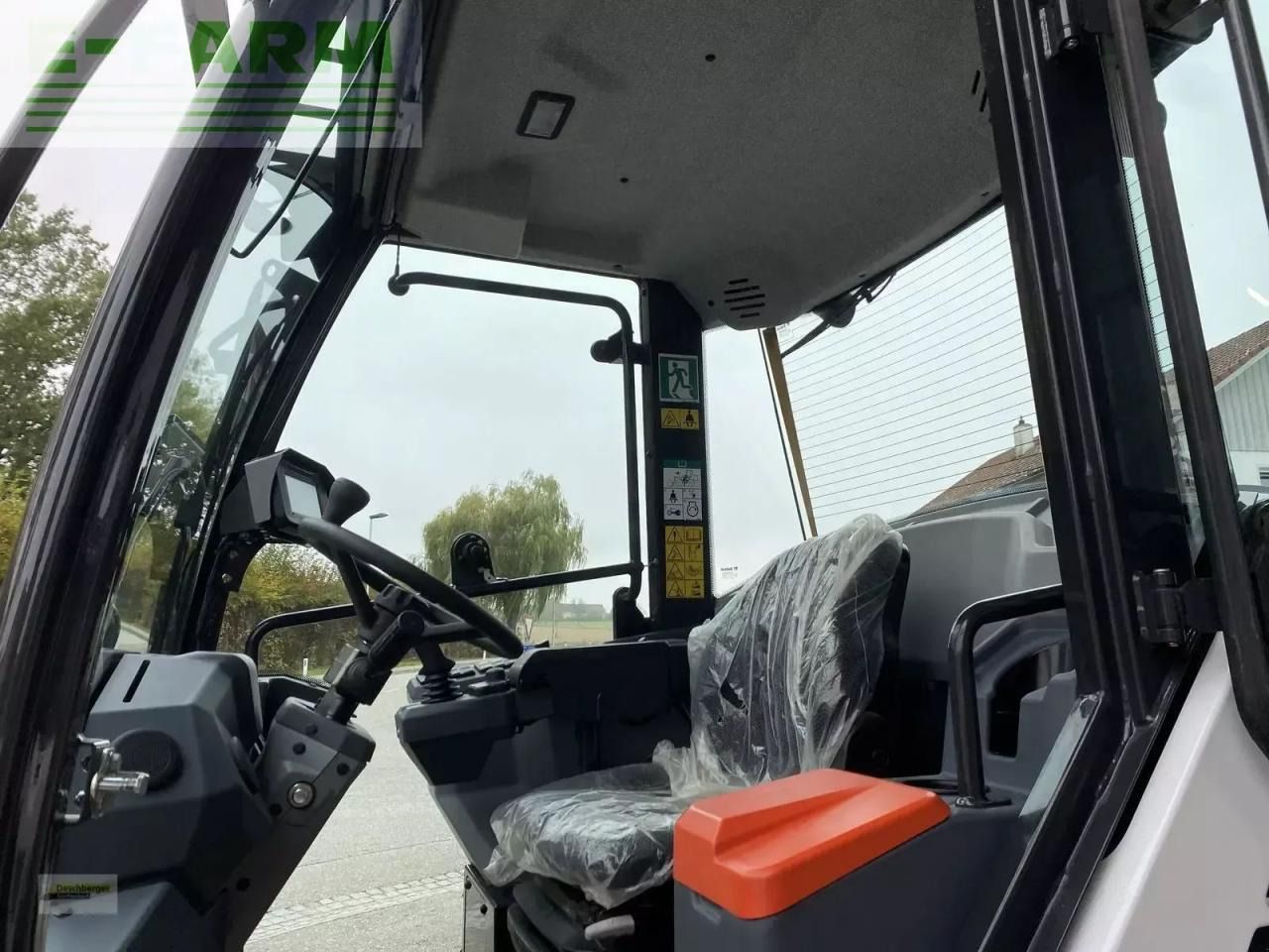 Bobcat L85E V Mini Excavator