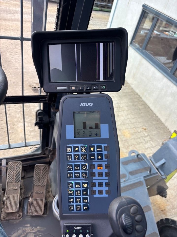 2020 Atlas 250MH Material Handler