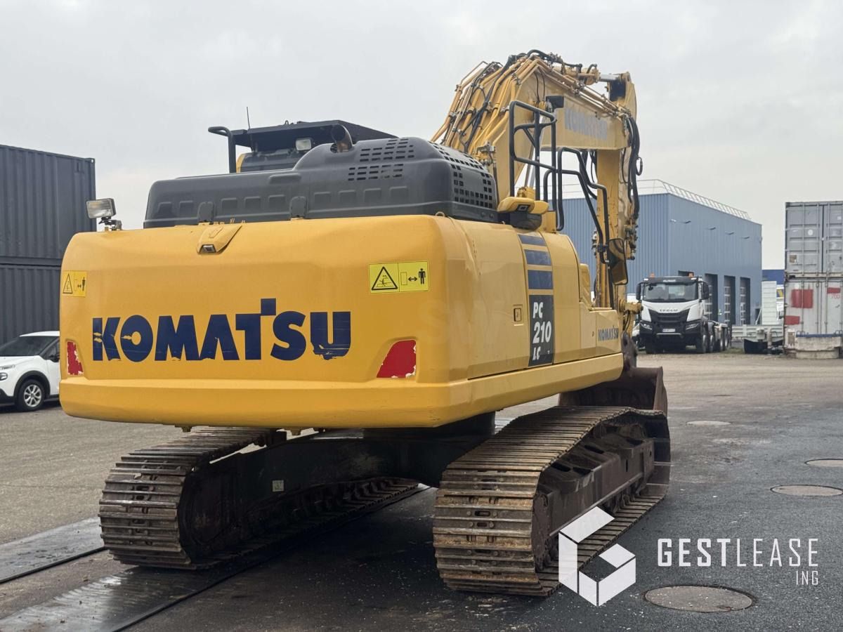 2018 Komatsu PC210LC-11 Crawler Excavator