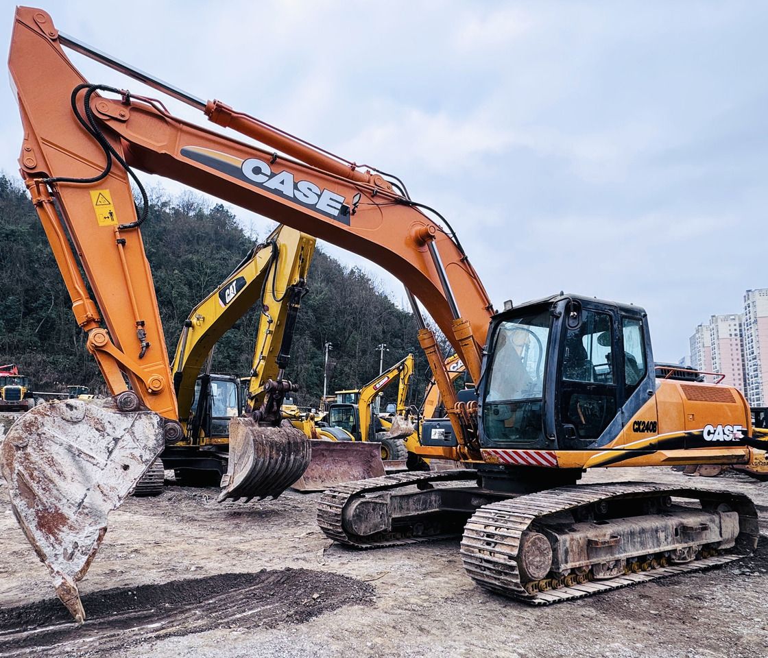Komatsu PC200 Crawler Excavator