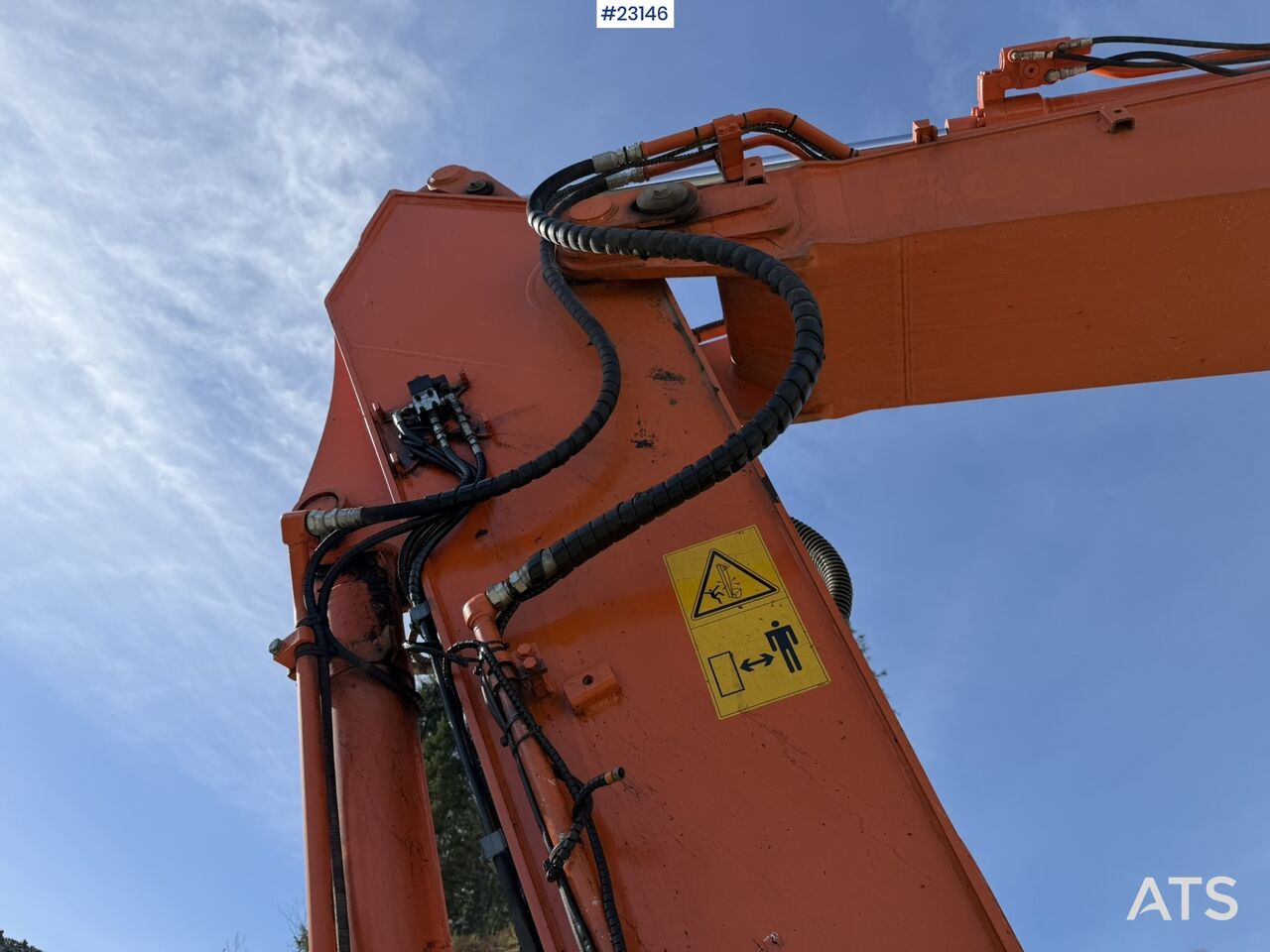 2013 Hitachi ZX290LC-5B