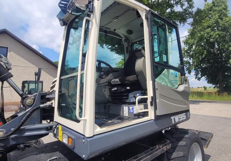 2017 Schaeff TW95 Wheel Excavator
