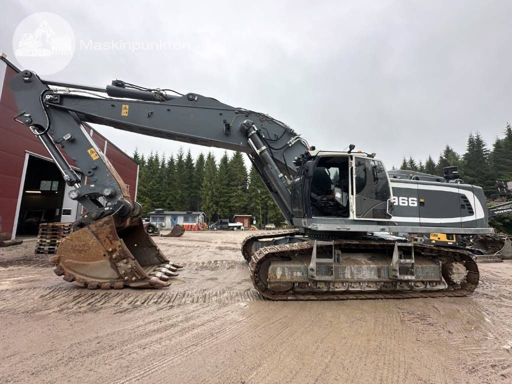 2021 Liebherr R966 HD Crawler Excavator