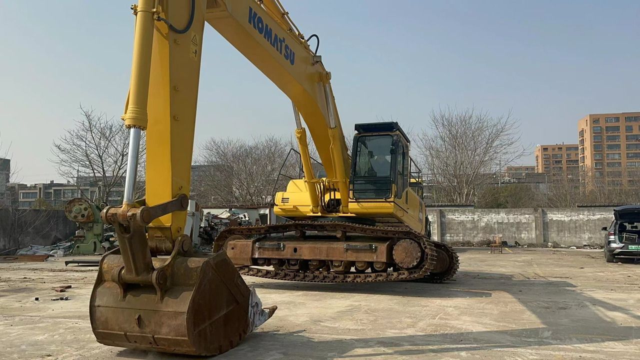 2020 Komatsu PC400-8 Crawler Excavator