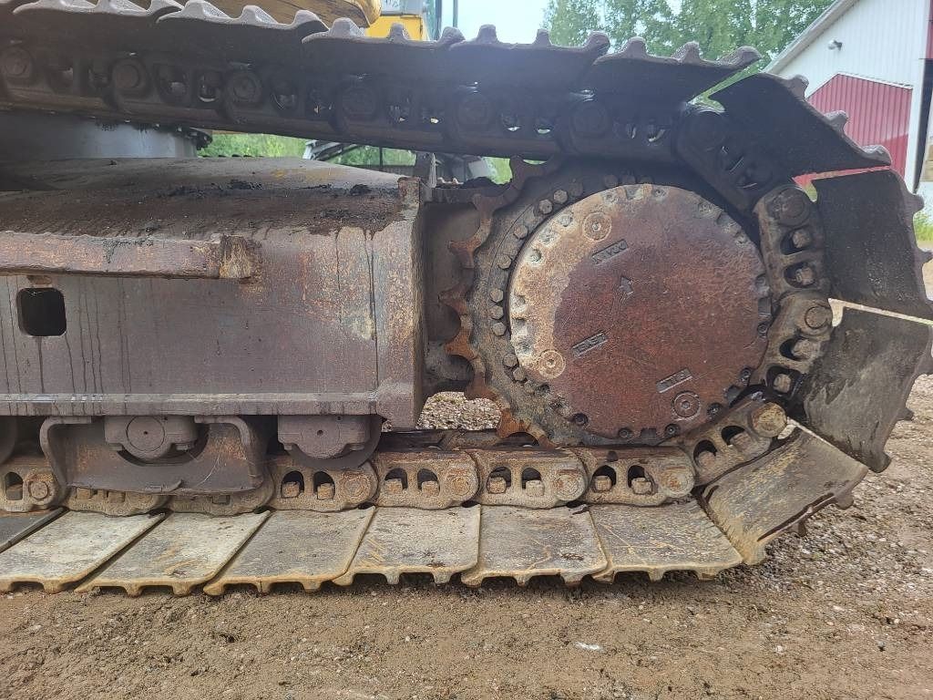 2012 New Holland E235BSR-2 Crawler Excavator