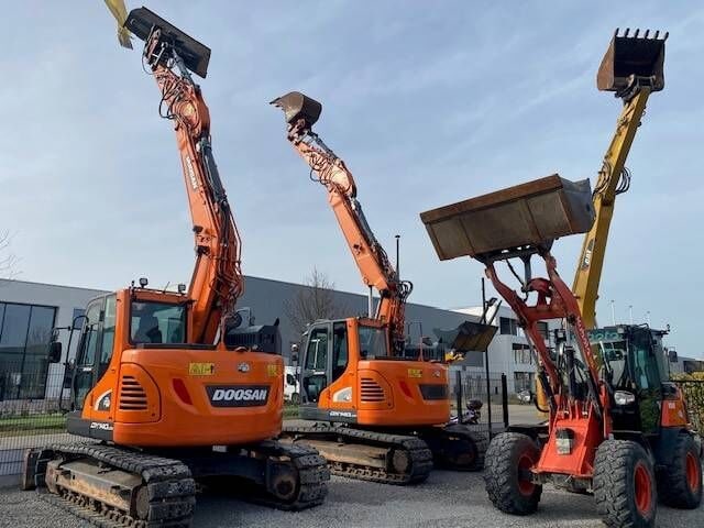 2020 Doosan DX140LCR-5 Crawler Excavator
