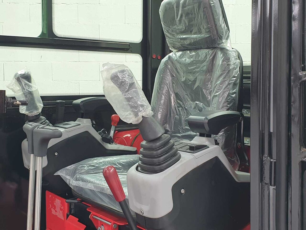 New JPC HT25 Mini Excavator