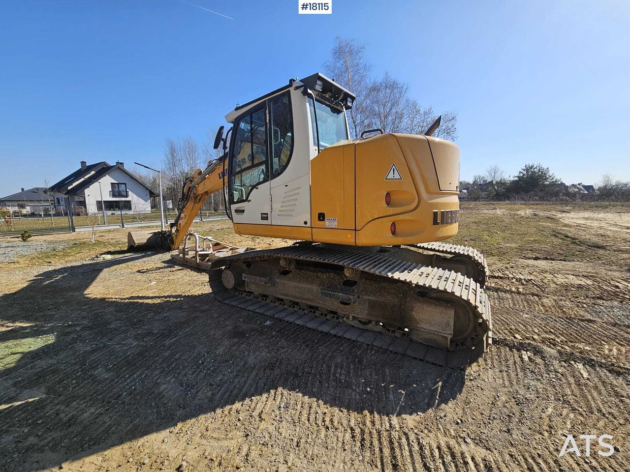 2016 Liebherr R914COMPACT Crawler Excavator