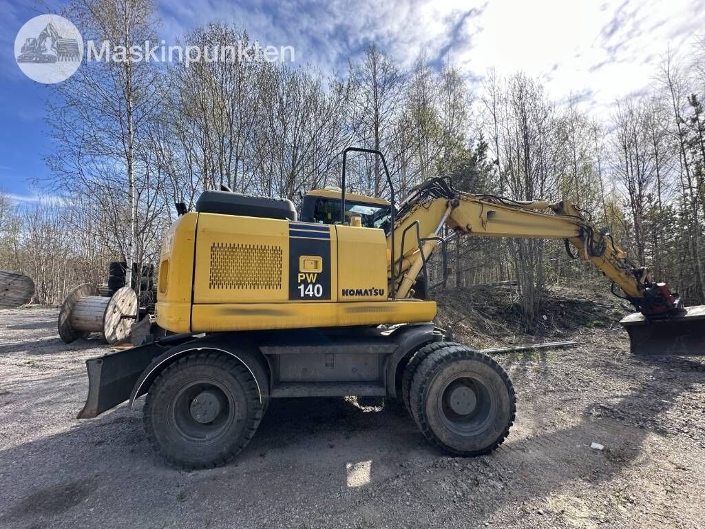 2007 Komatsu PW140-7 Wheel Excavator