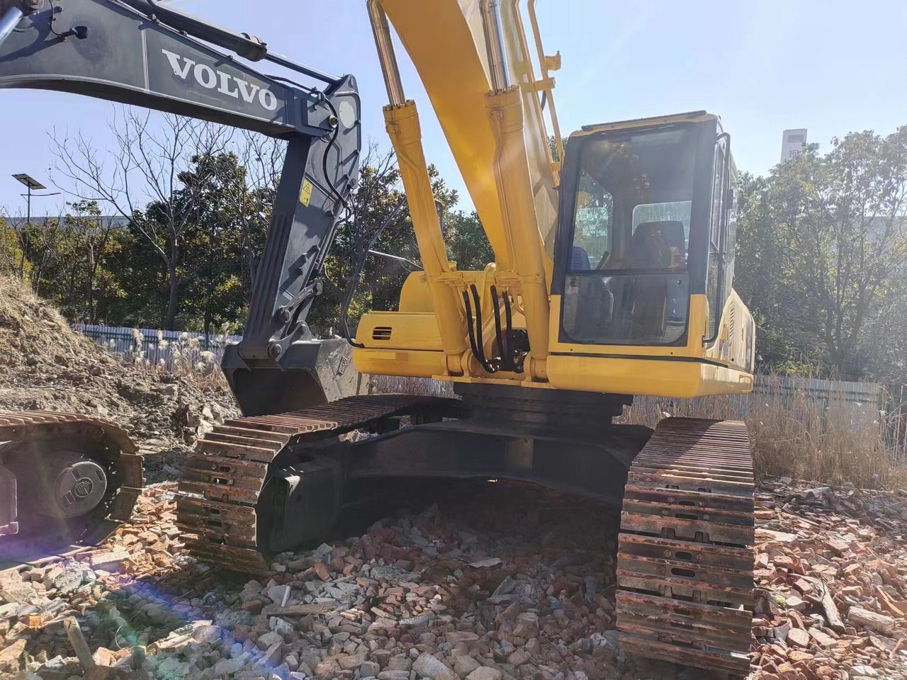 2017 Komatsu PC400-7 Crawler Excavator