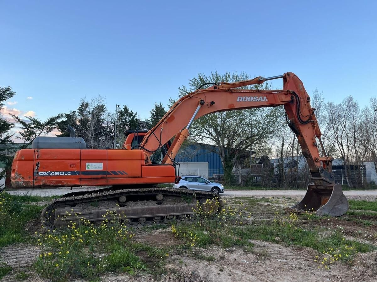 2009 Doosan DX420LC Crawler Excavator
