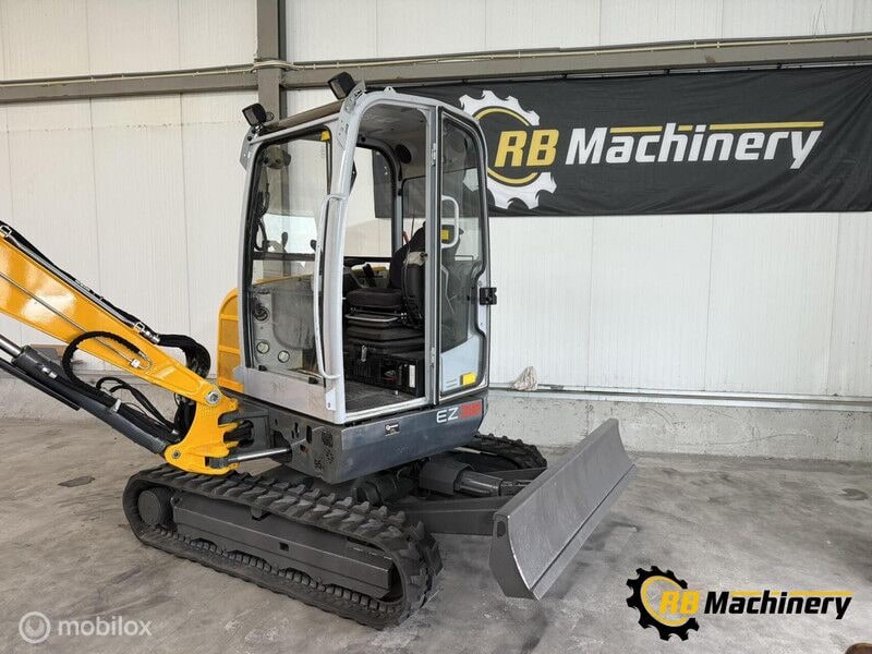 2014 Wacker Neuson EZ38
