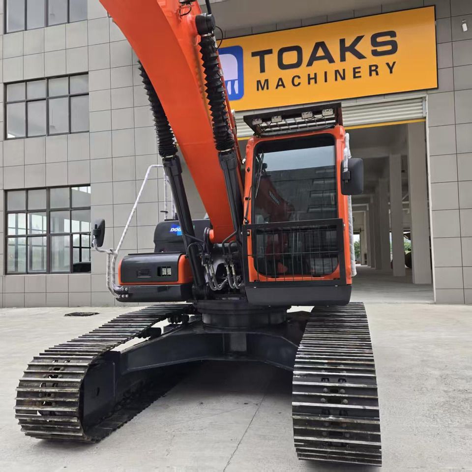 2024 Doosan DX225 Crawler Excavator