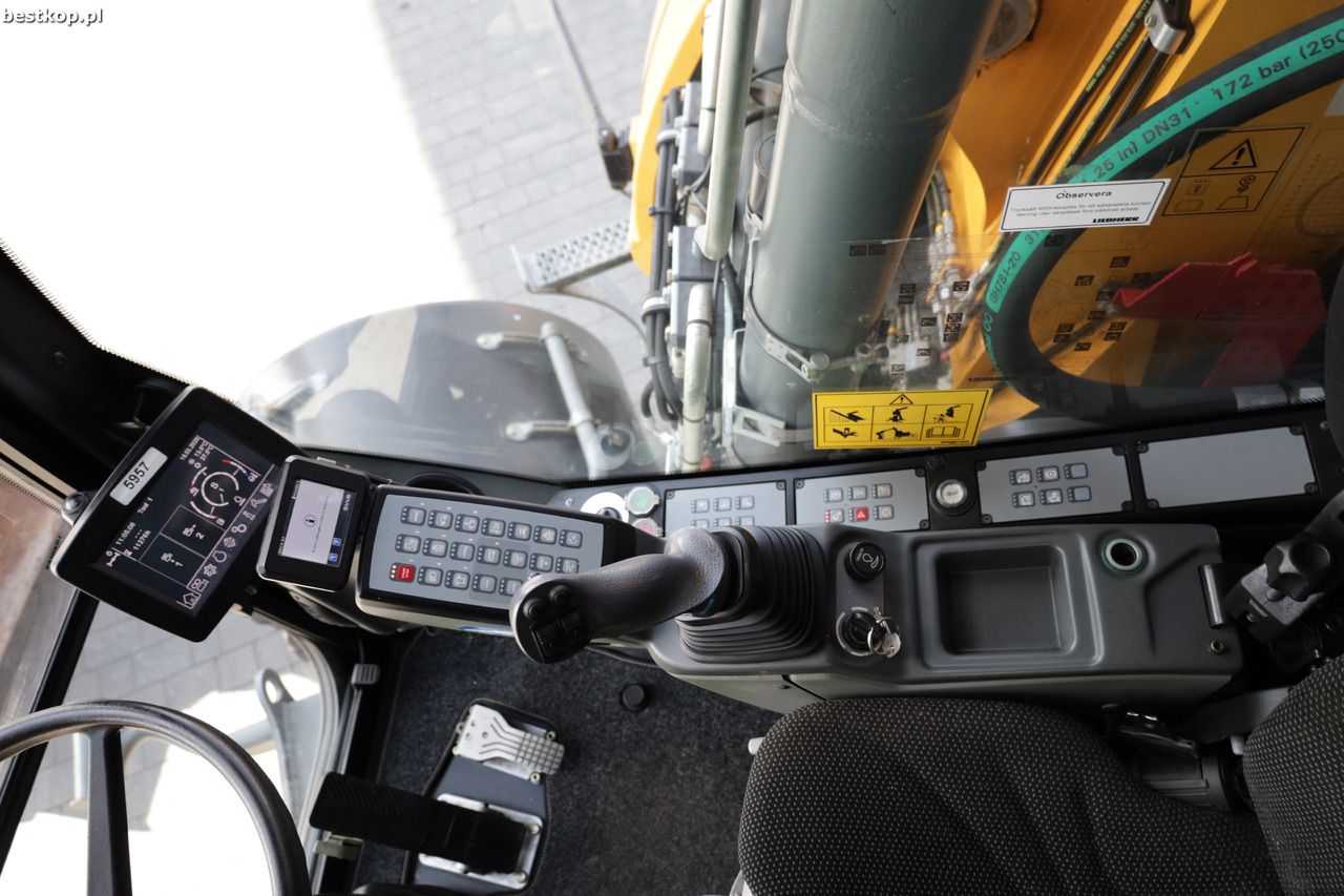 2017 Liebherr A914 LITRONIC Wheel Excavator