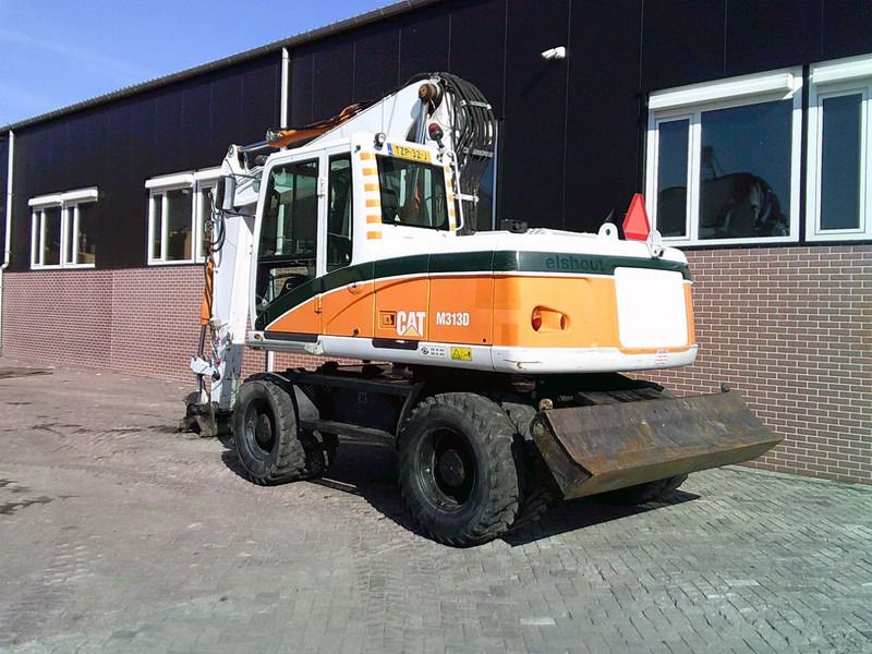 2011 Caterpillar M313D Wheel Excavator