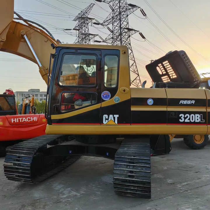 2015 Caterpillar 320CL Crawler Excavator