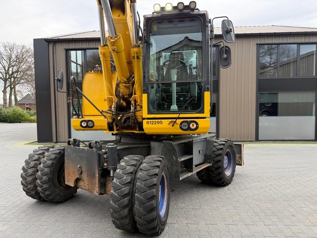2018 Komatsu PW180-10 Wheel Excavator