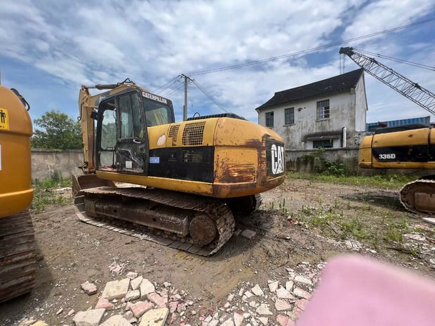 2020 Caterpillar 320D Crawler Excavator