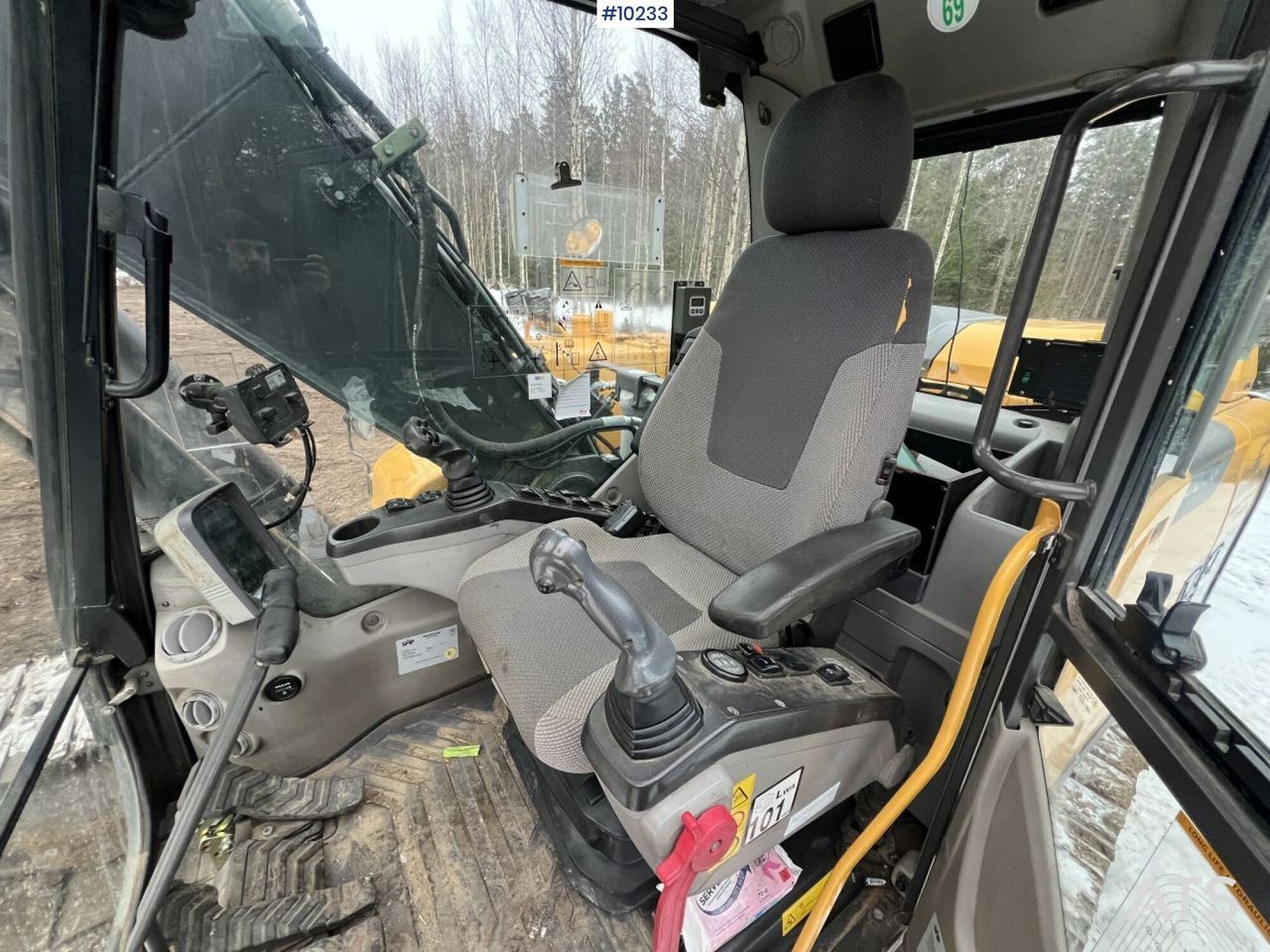 2013 Volvo EC180DL Crawler Excavator