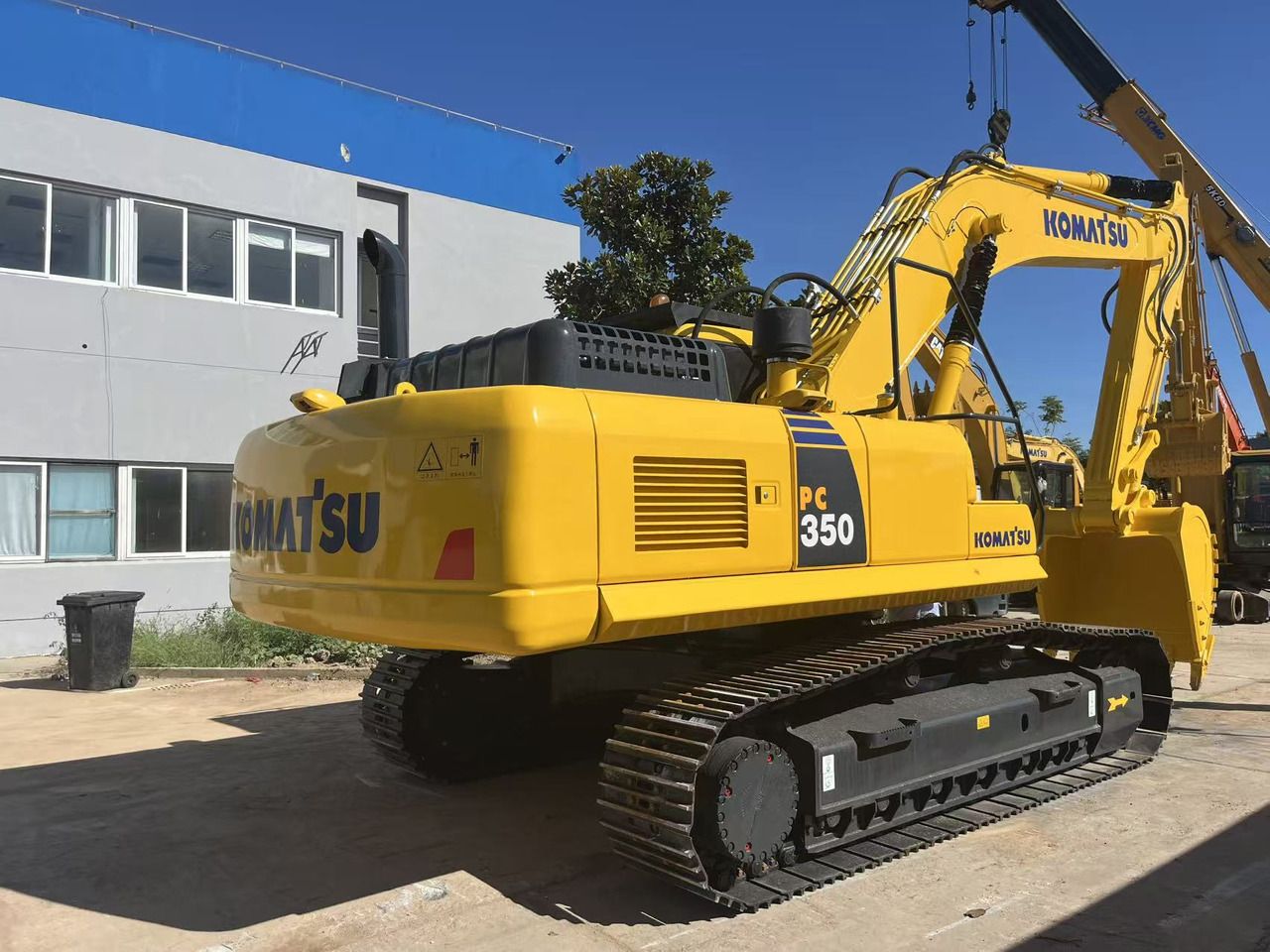 2023 Komatsu PC350 Crawler Excavator