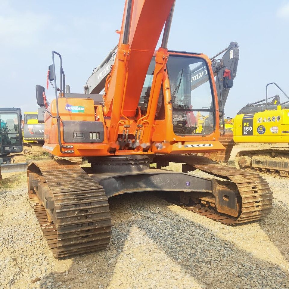 2018 Doosan DX260LC Crawler Excavator