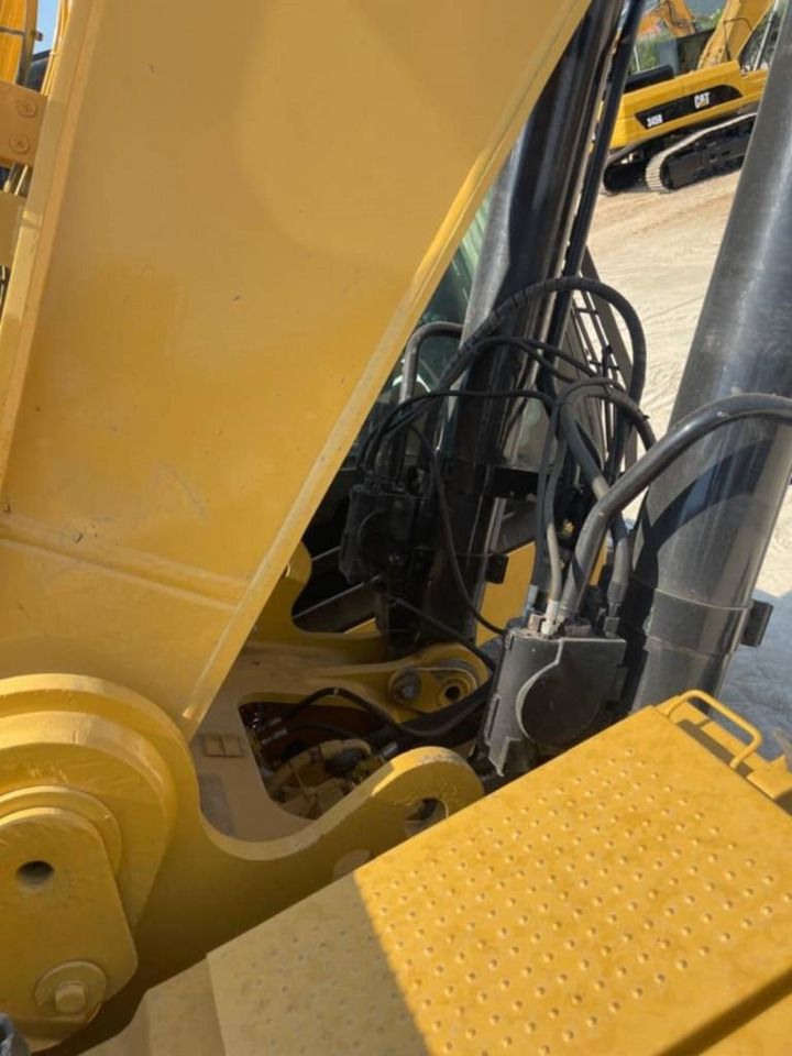 2012 Caterpillar 374DL Crawler Excavator