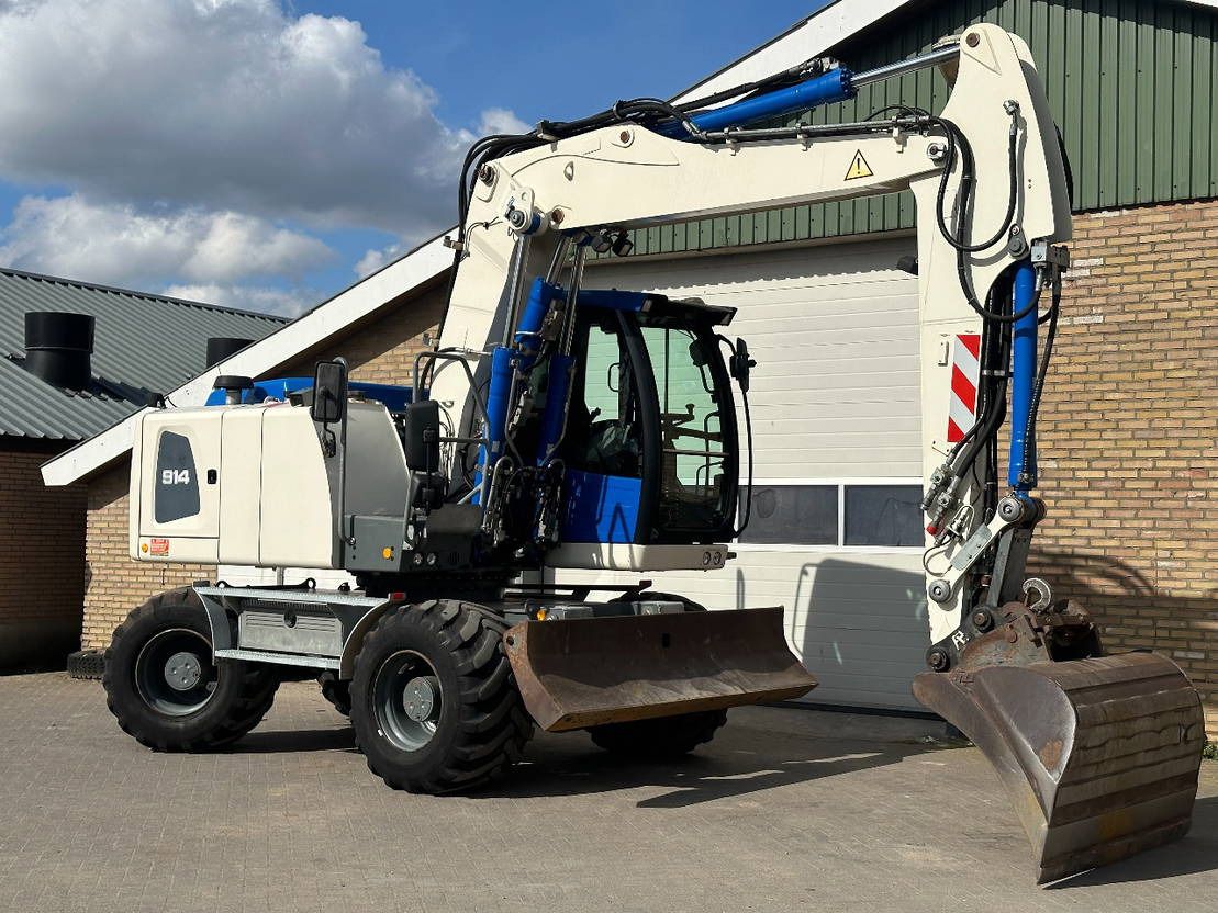2015 Liebherr A914 Wheel Excavator