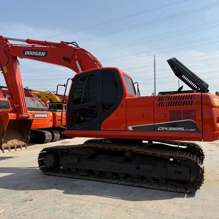 2022 Doosan DX225LC-9C Crawler Excavator