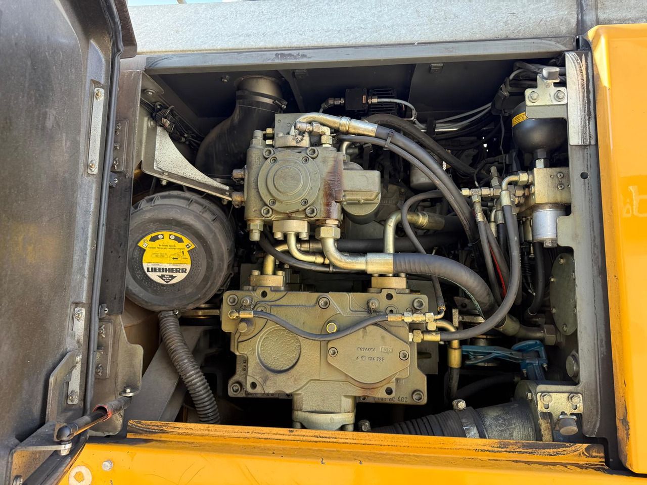 2018 Liebherr LH30 M Material Handler
