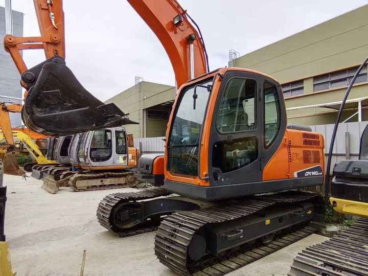 2019 Doosan DX140 Crawler Excavator