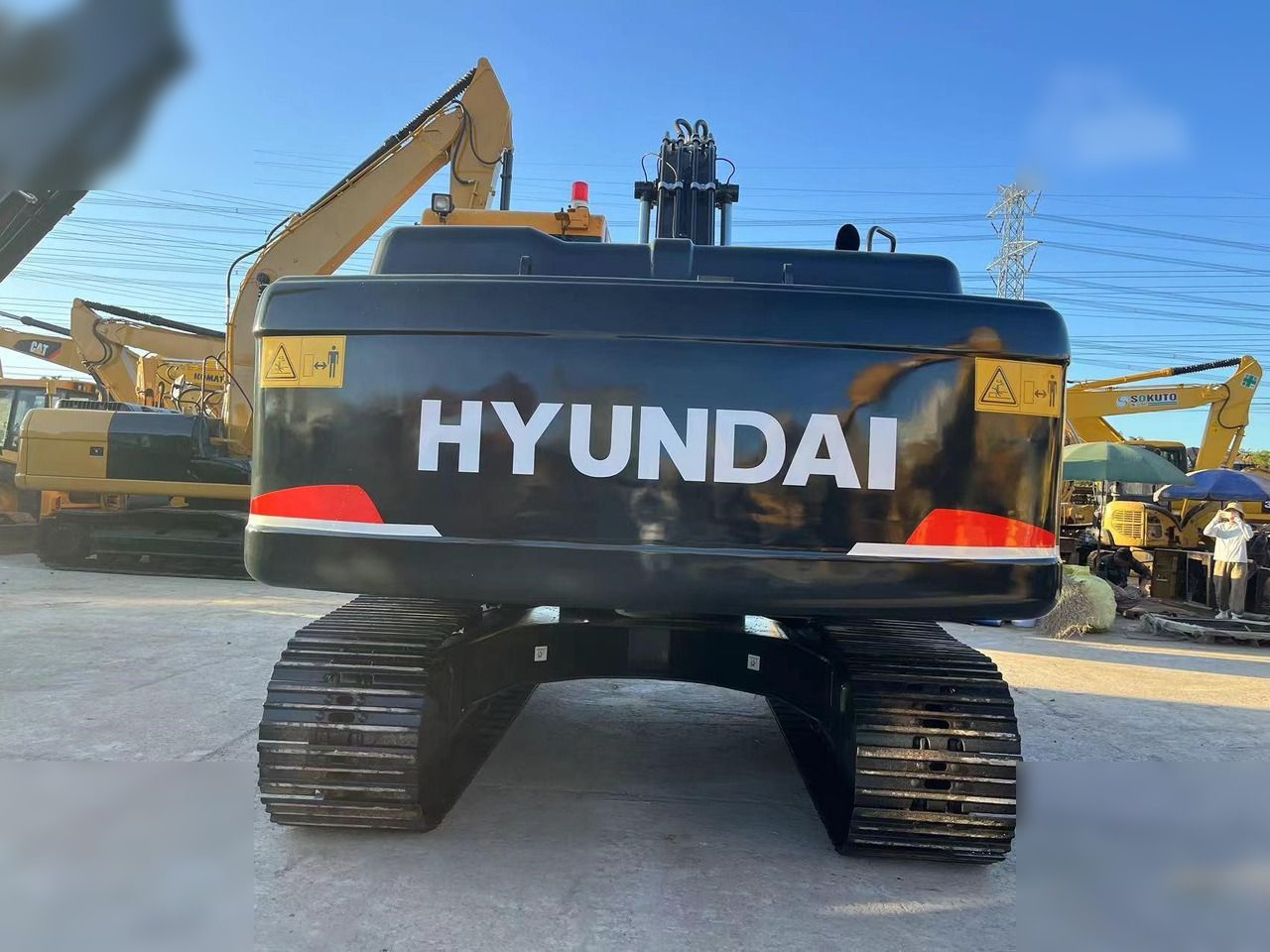 2020 Hyundai R220LC-9S Crawler Excavator