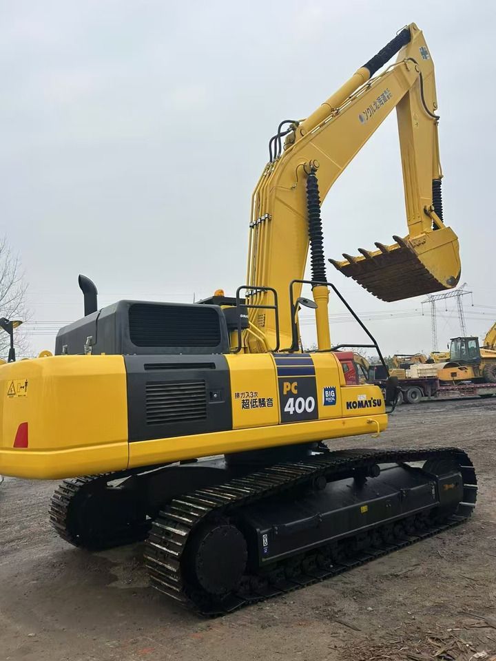 Komatsu PC400 Crawler Excavator