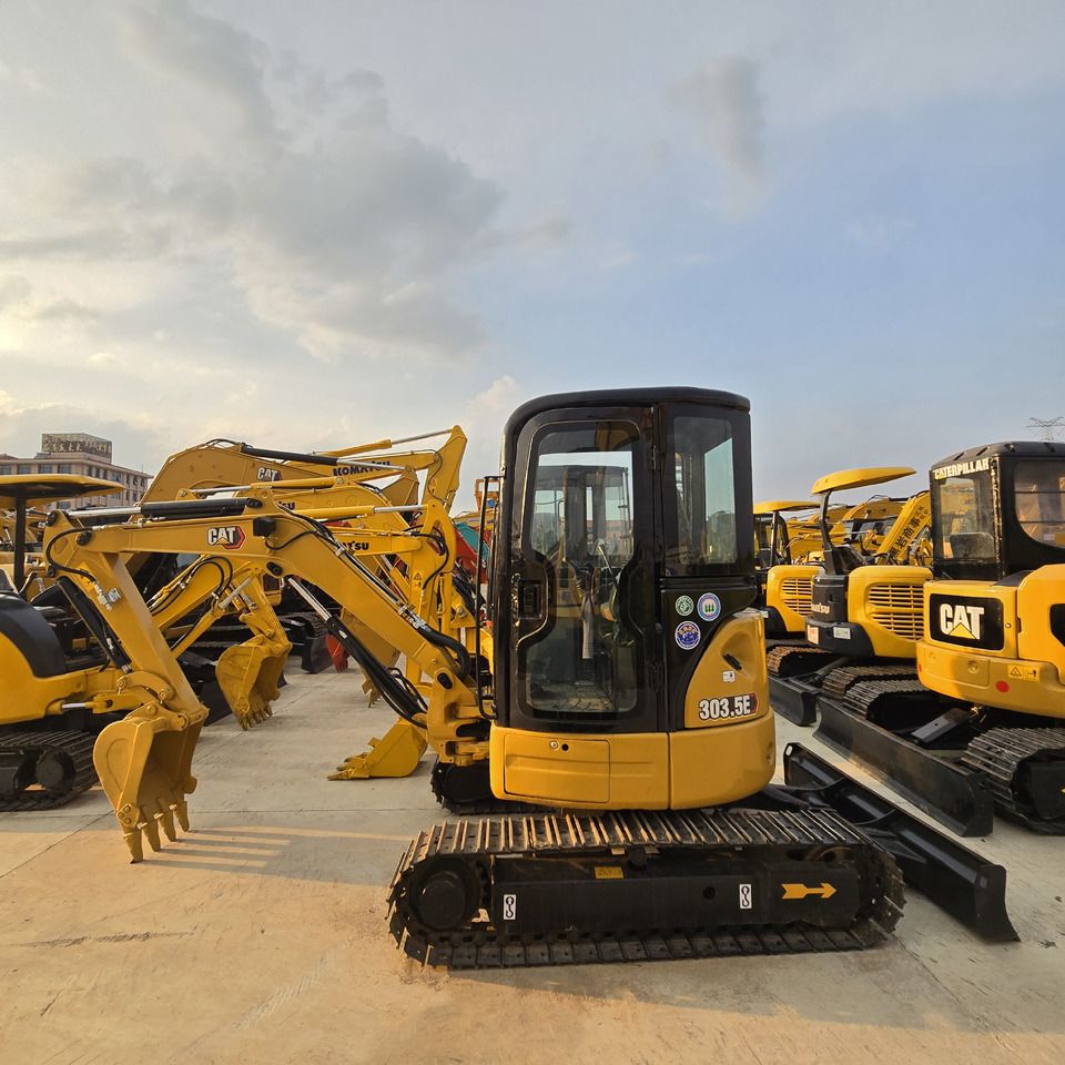 2021 Caterpillar 303.5E Mini Excavator
