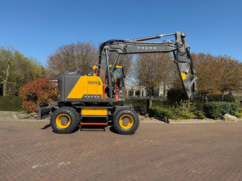 2026 Volvo EWR170E GPE Wheel Excavator