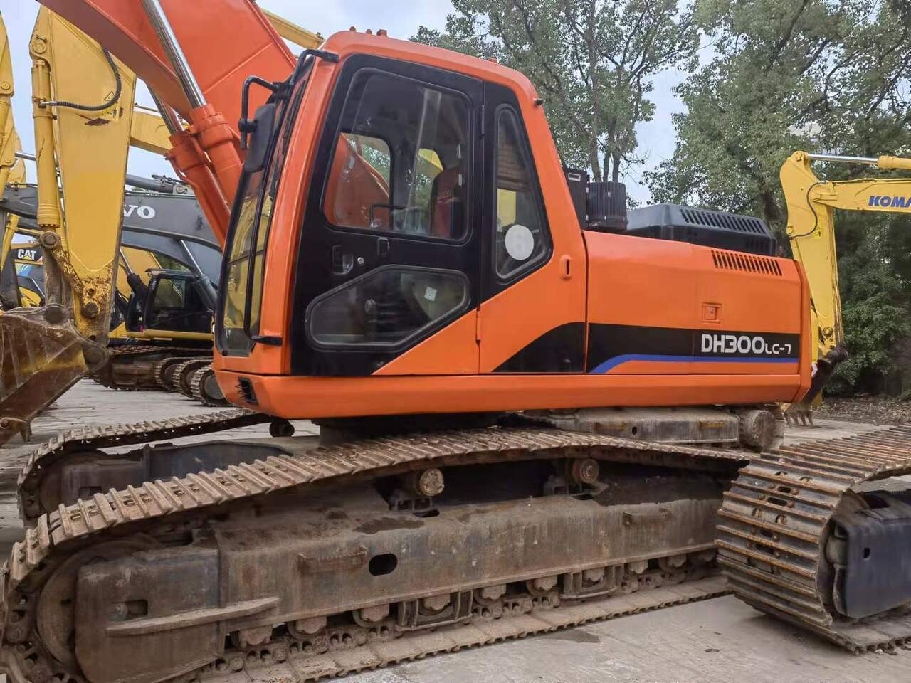 2014 Doosan DH300 Crawler Excavator